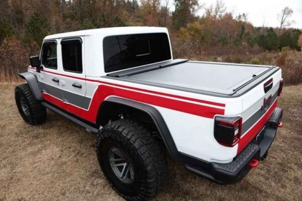 Rugged Ridge Armis Retractable Locking Bed Cover w/o Trail Rails 20-21 Jeep Gladiator JT - Image 9