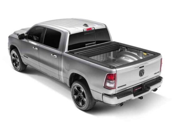 Roll-N-Lock 17-22 Ford Super Duty (81.9in. Bed Length) E-Series XT Retractable Tonneau Cover - Image 3