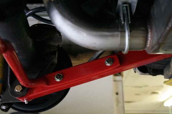 UMI Performance 64-72 GM A-Body 1in Solid CrMo Rear Sway Bar - Image 2