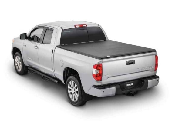 Tonno Pro 07-13 Toyota Tundra 5.5ft Fleetside Tonno Fold Tri-Fold Tonneau Cover - Image 4