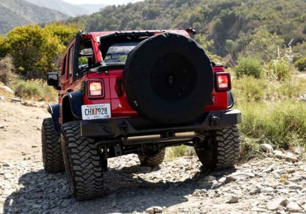 Rampage 2018-2019 Jeep Wrangler(JL) Sport 2-Door Tire Cover w/Camera Slot 37in - Black - Image 2