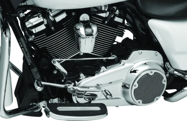 Kuryakyn Precision Transmission Top Cover 17-Up Touring Models Chrome - Image 3