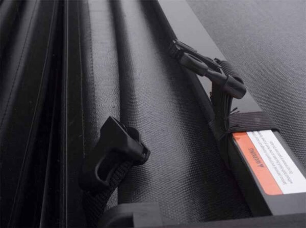 Lund 07-13 Toyota Tundra (6.5ft Bed) Genesis Tri-Fold Tonneau Cover - Black - Image 8