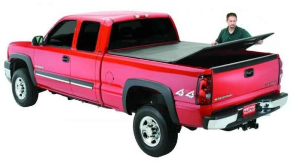 Lund 07-13 Chevy Silverado 1500 (6.5ft. Bed) Genesis Tri-Fold Tonneau Cover - Black - Image 4