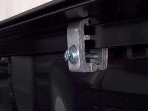 Lund 07-17 Chevy Silverado 1500 (5.5ft. Bed) Genesis Roll Up Tonneau Cover - Black - Image 6