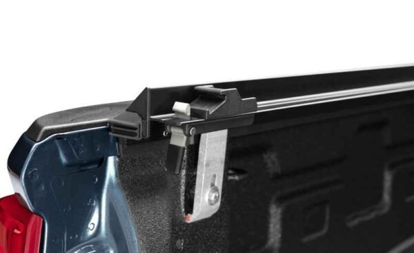 Lund 05-17 Nissan Frontier (5ft. Bed w/o Utility TRack) Genesis Elite Roll Up Tonneau Cover - Black - Image 10