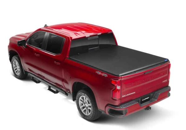 Lund 07-13 Chevy Silverado 1500 Fleetside (5.8ft. Bed) Hard Fold Tonneau Cover - Black - Image 5
