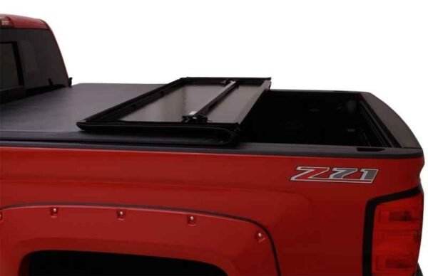 Lund 07-13 Chevy Silverado 1500 Fleetside (5.8ft. Bed) Hard Fold Tonneau Cover - Black - Image 9