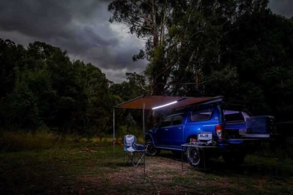 ARB Awning w/Light 6.5ft x 8.2ft - Image 9