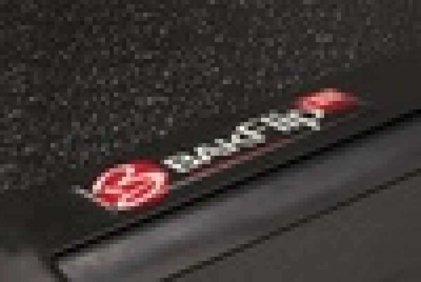 BAK 04-14 Ford F-150 5ft 6in Bed BAKFlip FiberMax - Image 3