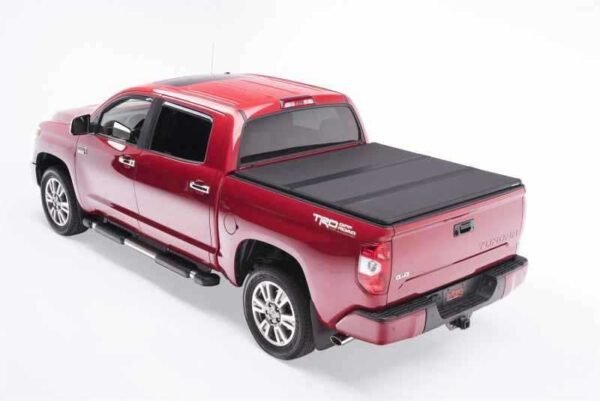 Extang 07-13 Toyota Tundra (5.5ft) (w/o Rail System) Solid Fold 2.0