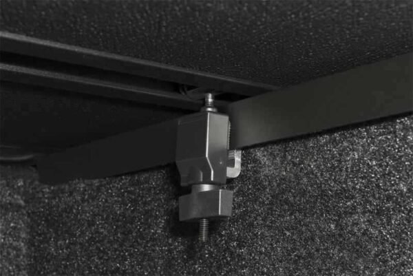 Extang 09-11 Hummer H3T Solid Fold 2.0 - Image 7
