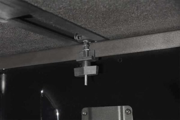 Extang 09-11 Hummer H3T Solid Fold 2.0 - Image 8