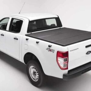 Extang 15-20 Nissan NP300 Navara DC 1469mm (4ft 10in) Solid Fold 2.0