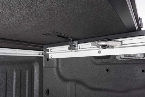 Extang 17-19 Nissan Titan (5ft 6in) (w/Rail System) Solid Fold 2.0 - Image 6