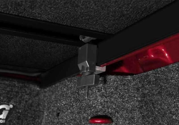 Extang 19-22 GMC Sierra 1500 5.8ft New Body Style with Carbon Pro bed Solid Fold 2.0 - Image 6