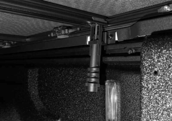 Extang 2020 Jeep Gladiator (JT) (w/wo Rail System) Trifecta 2.0 - Image 8