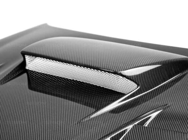 Seibon 06-07 Subaru WRX/STi CWII Carbon Fiber Hood - Image 3
