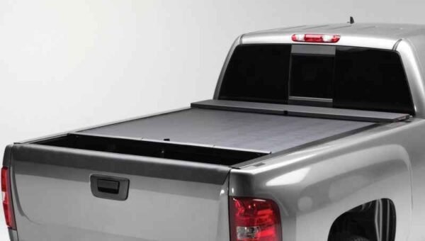 Roll-N-Lock 2020 Chevy Silverado / GMC Sierra 2500-3500 80-1/2in M-Series Retractable Tonneau Cover - Image 2