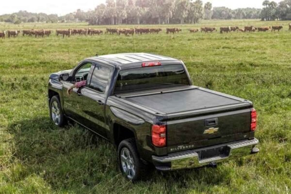 Roll-N-Lock 07-18 Toyota Tundra Crew Max Cab XSB 65in M-Series Retractable Tonneau Cover - Image 2