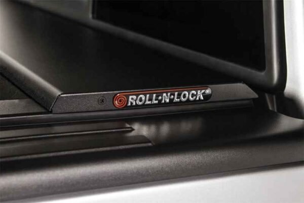 Roll-N-Lock 2022 Toyota Tundra Crew Cab/Double Cab 66.7in M-Series Retractable Tonneau Cover - Image 3