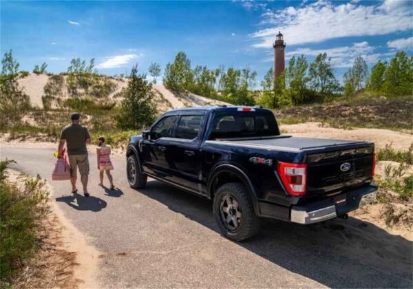 Roll-N-Lock 2022 Toyota Tundra Crew Cab/Double Cab 66.7in M-Series Retractable Tonneau Cover - Image 8