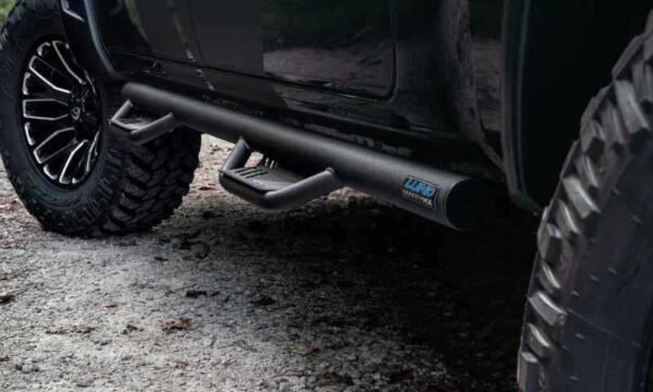 Lund 2019 Chevrolet Silverado 1500 Crew Cab Terrain HX Step Nerf Bars - Black - Image 10