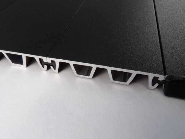 Pace Edwards 04-16 Chevy/GMC Silverado 1500 Crew Cab 5ft 8in Bed UltraGroove Metal - Image 2
