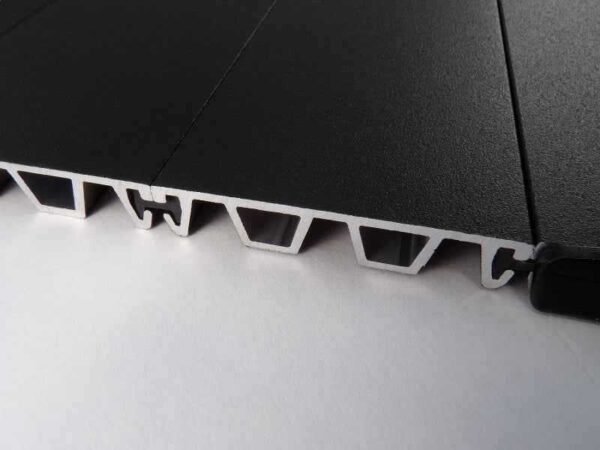Pace Edwards 04-16 Chevy/GMC Silverado 1500 Crew Cab 5ft 8in Bed UltraGroove Metal - Image 8