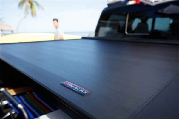 Roll-N-Lock 15-17 Ford F-150 65-5/8in E-Series Retractable Tonneau Cover - Image 4