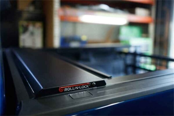 Roll-N-Lock 15-17 Ford F-150 65-5/8in E-Series Retractable Tonneau Cover - Image 9