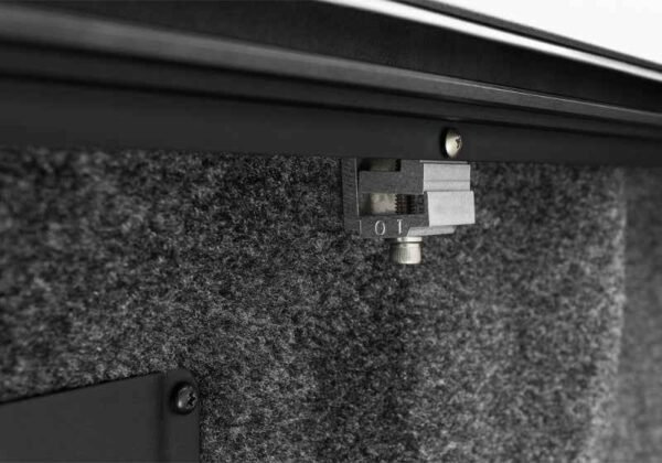 Roll-N-Lock 2021 Ford F-150 67.1in E-Series Retractable Tonneau Cover - Image 3