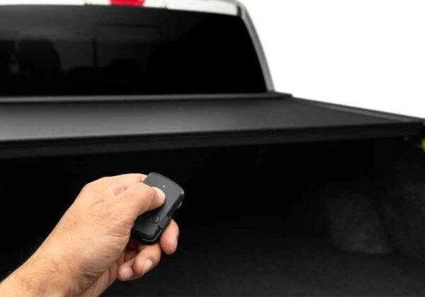 Roll-N-Lock 2021 Ford F-150 67.1in E-Series Retractable Tonneau Cover - Image 7