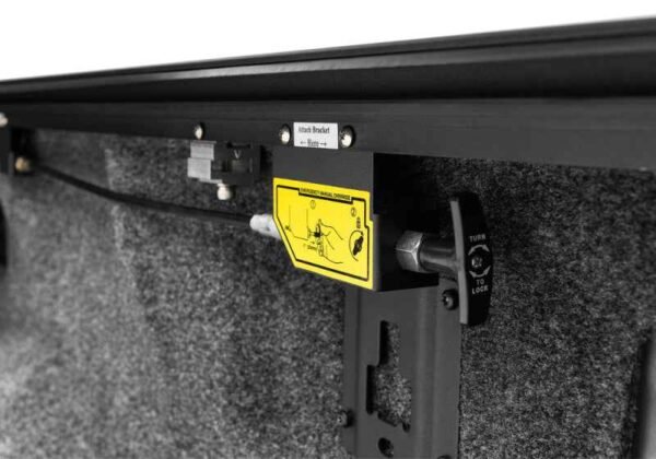 Roll-N-Lock 2021 Ford F-150 67.1in E-Series Retractable Tonneau Cover - Image 9