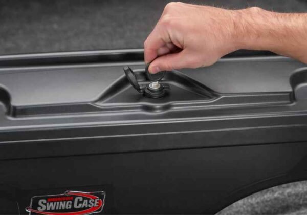 UnderCover 2022 Nissan Frontier Ext/Crew All Beds Drivers Side Swing Case - Black Smooth - Image 9