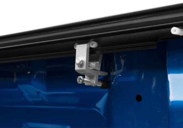 Retrax 2022+ Toyota Tundra Regular & Double Cab 6.5ft Bed w/ Deck Rail System RetraxONE XR - Image 5