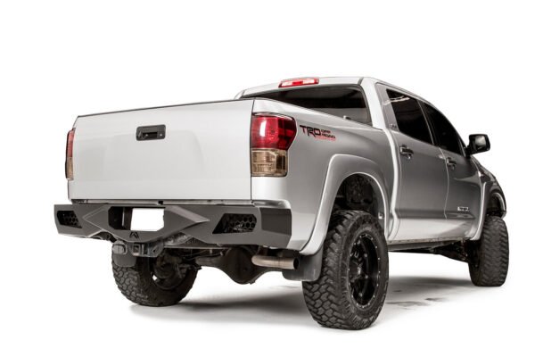 TT07-E1550-1 Fab Fours Bumper One Piece Design